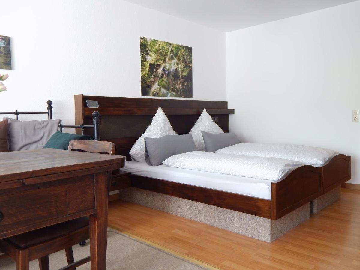 Free Apartment - Burgblick 바트우라하 외부 사진